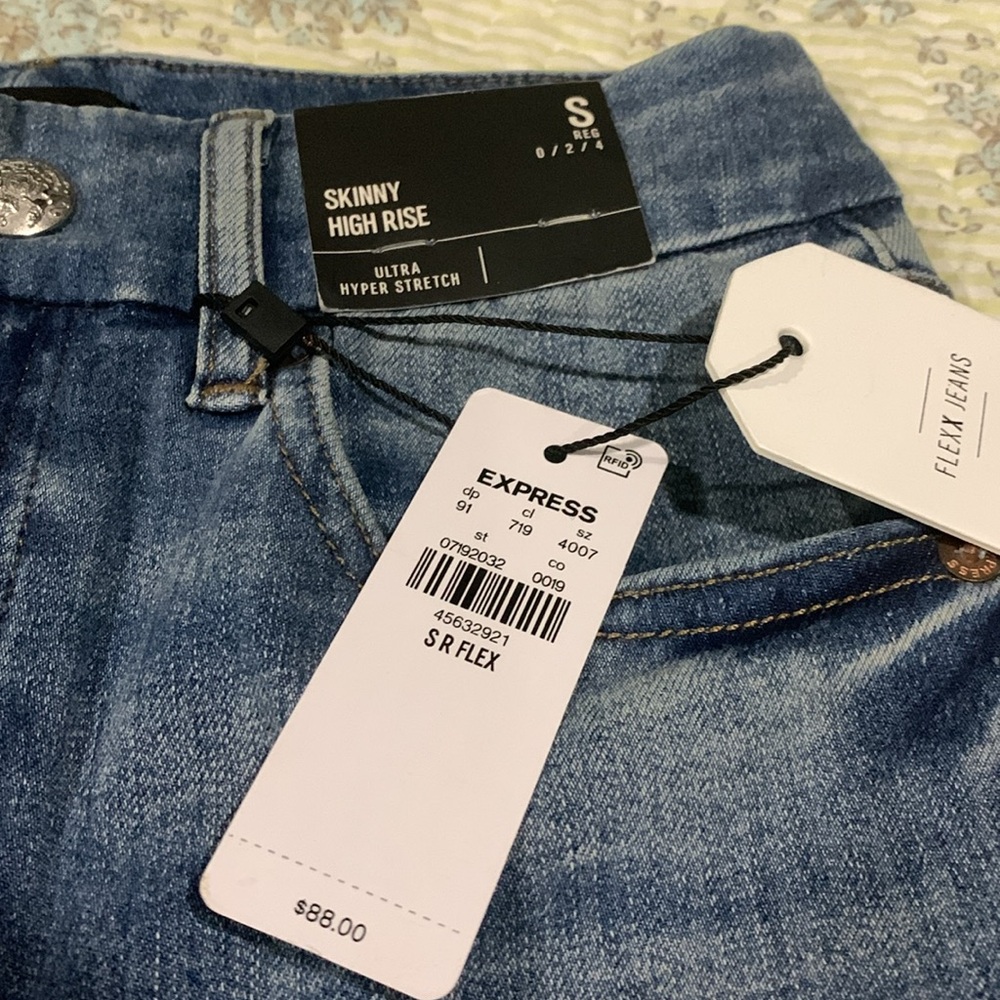 Express Skinny high rise Jeans NEW Sz S reg fits size 0 2 4 Ultra hyper stretch - Picture 3 of 7